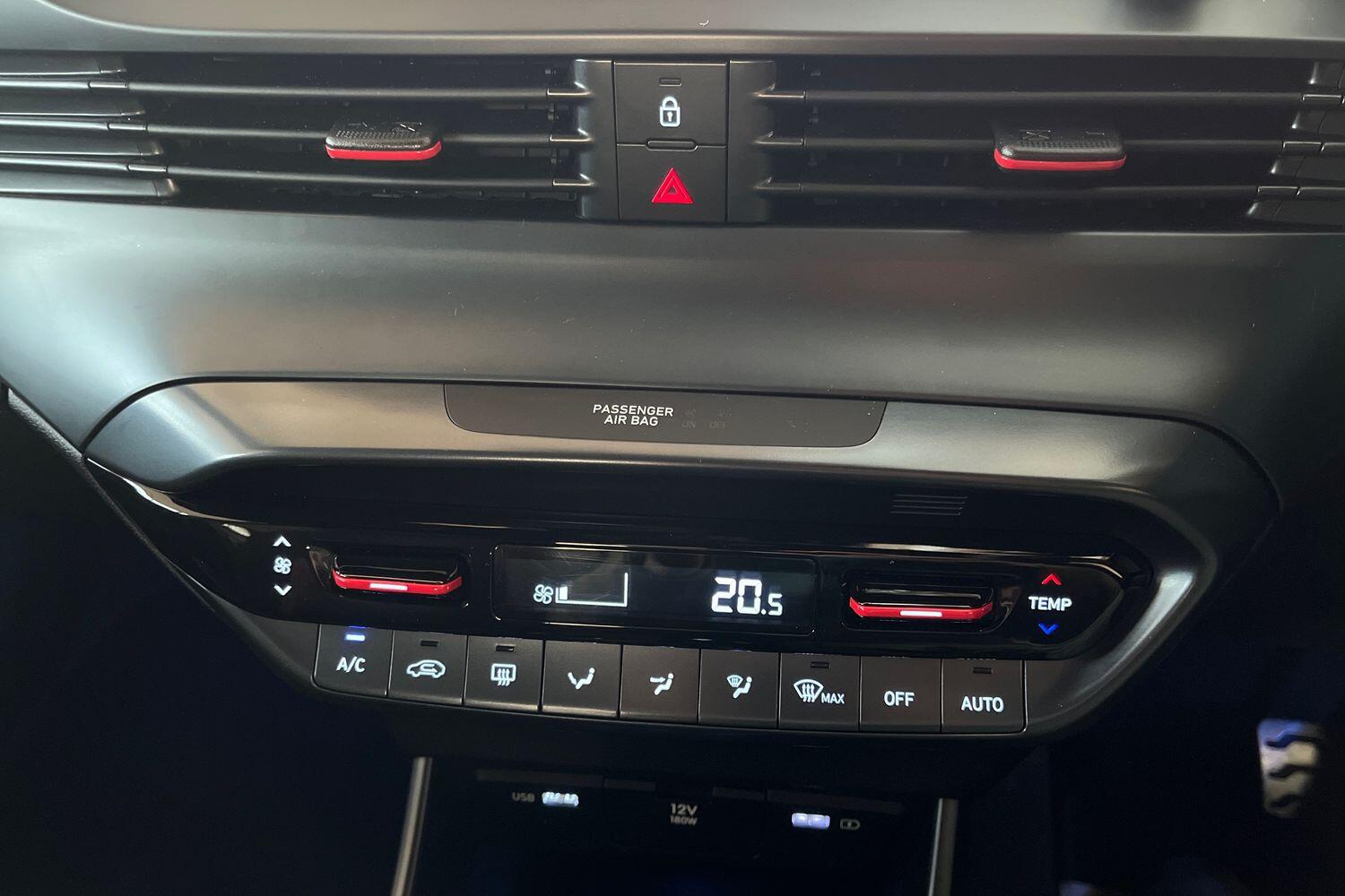 Used Hyundai i20 2023 for sale - 76675436: Photo 14