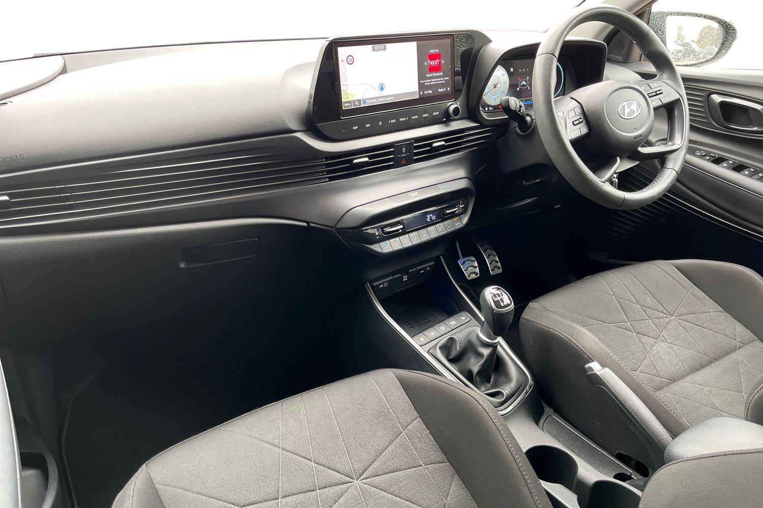 Used Hyundai BAYON 2022 for sale - 76675301: Photo 2