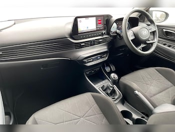 Used Hyundai BAYON 2022 for sale - 76675301: Photo