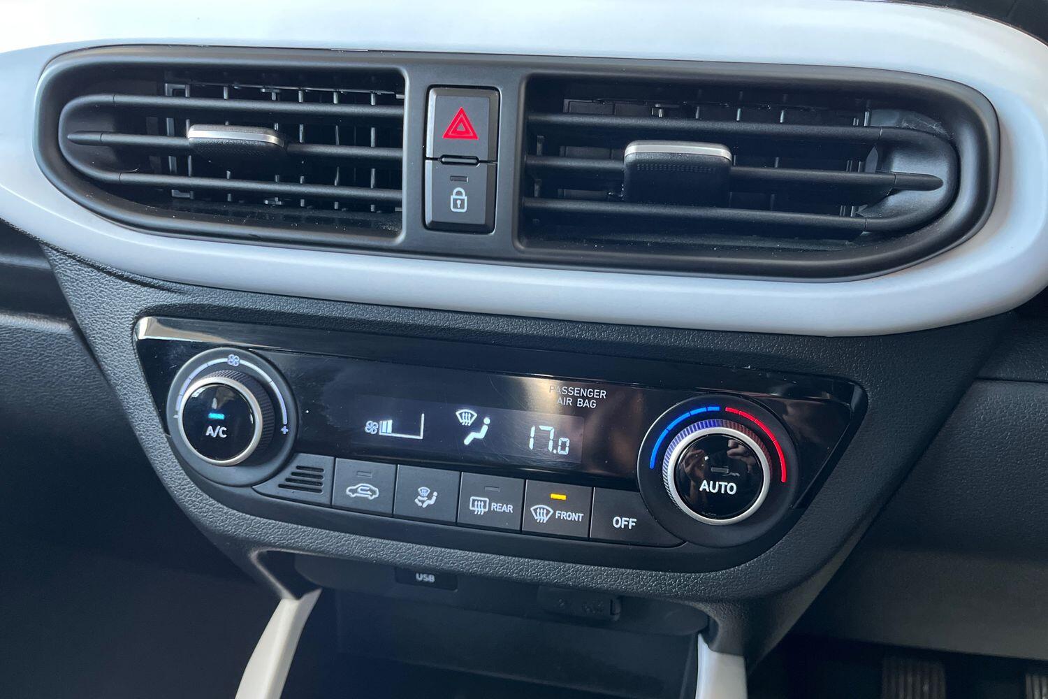 Used Hyundai i10 2022 for sale - 76674987: Photo 14