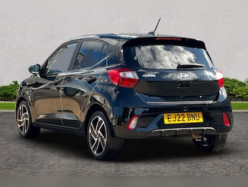 Used Hyundai i10 2022 for sale - 76674987: Photo