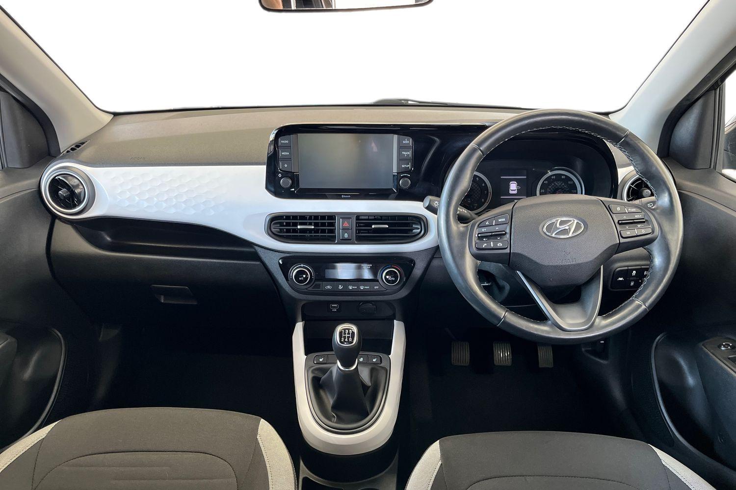 Used Hyundai i10 2022 for sale - 76674987: Photo 8