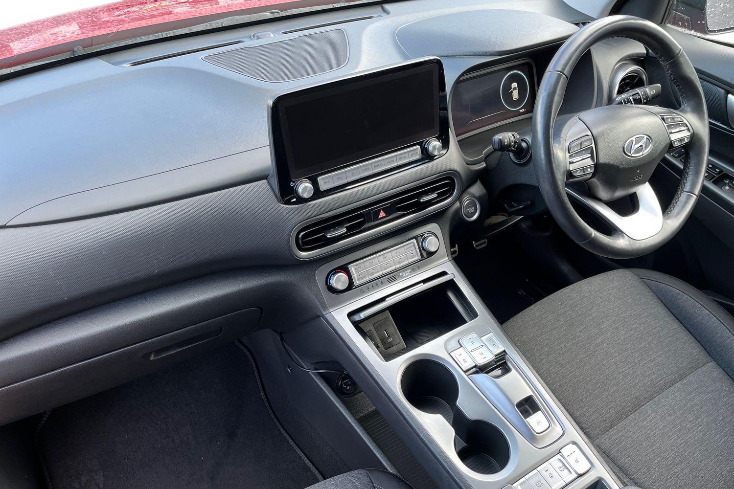 Used Hyundai KONA 2022 for sale - 76673967: Photo 2