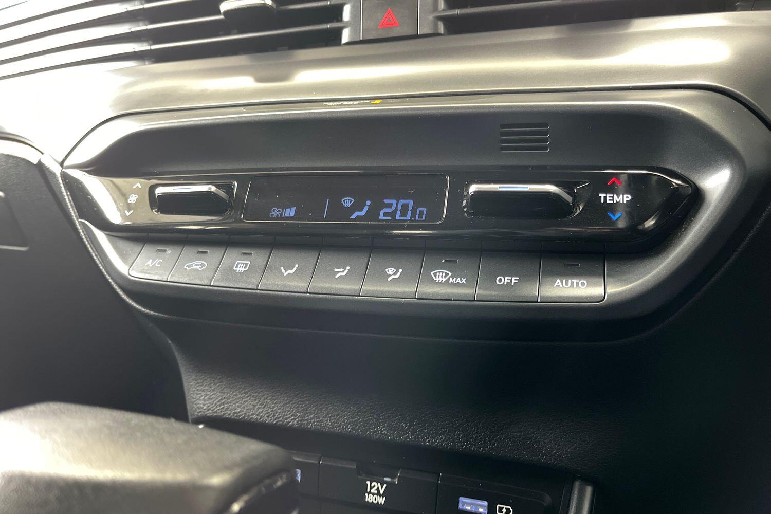 Used Hyundai i20 2023 for sale - 77891738: Photo 14