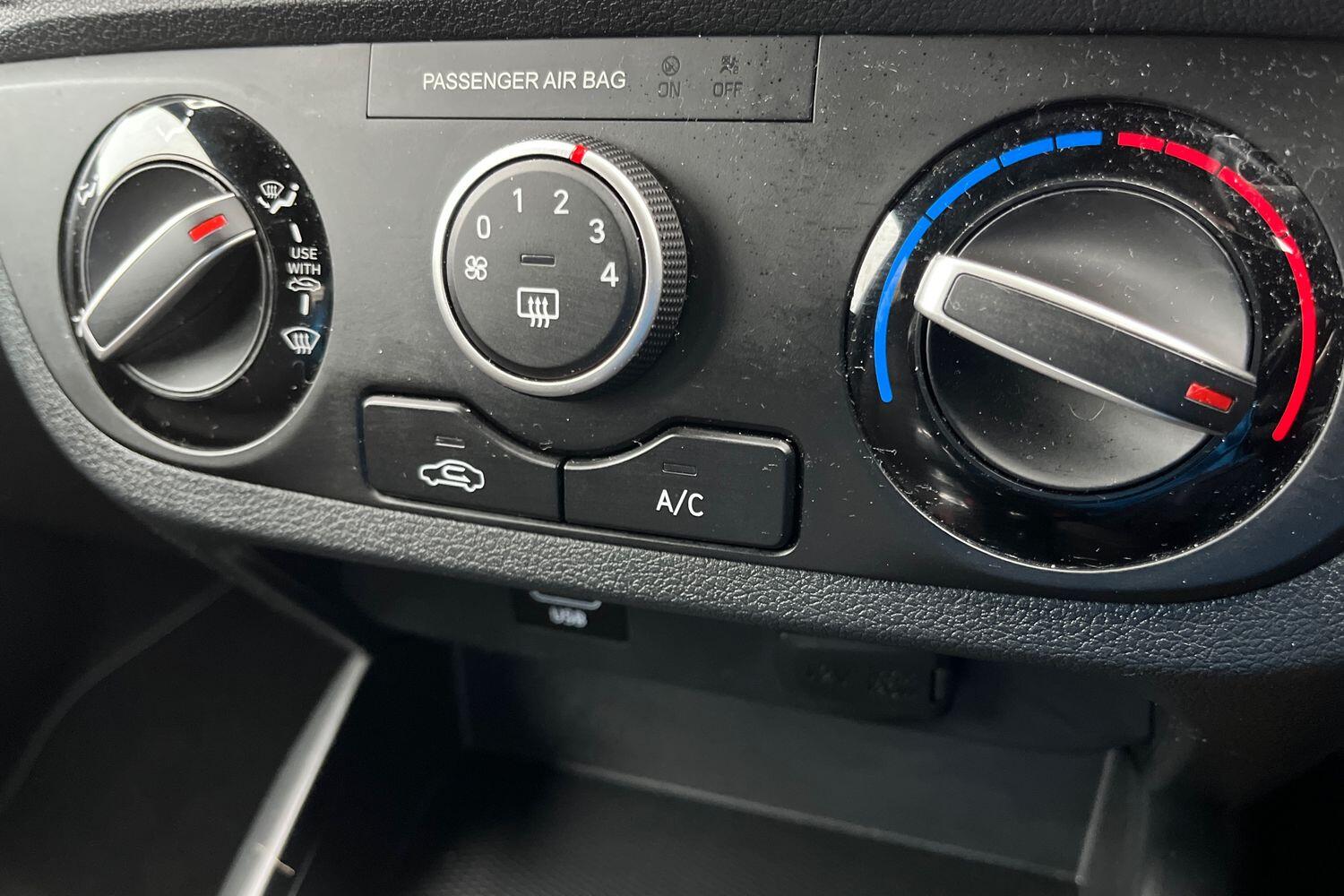 Used Hyundai i10 2021 for sale - 76681310: Photo 14