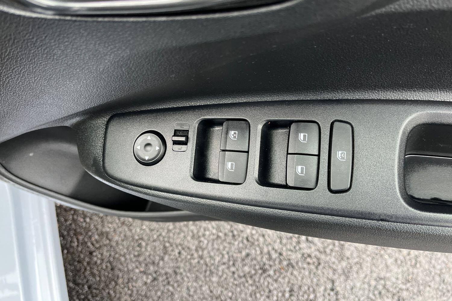 Used Hyundai i10 2021 for sale - 76681310: Photo 17