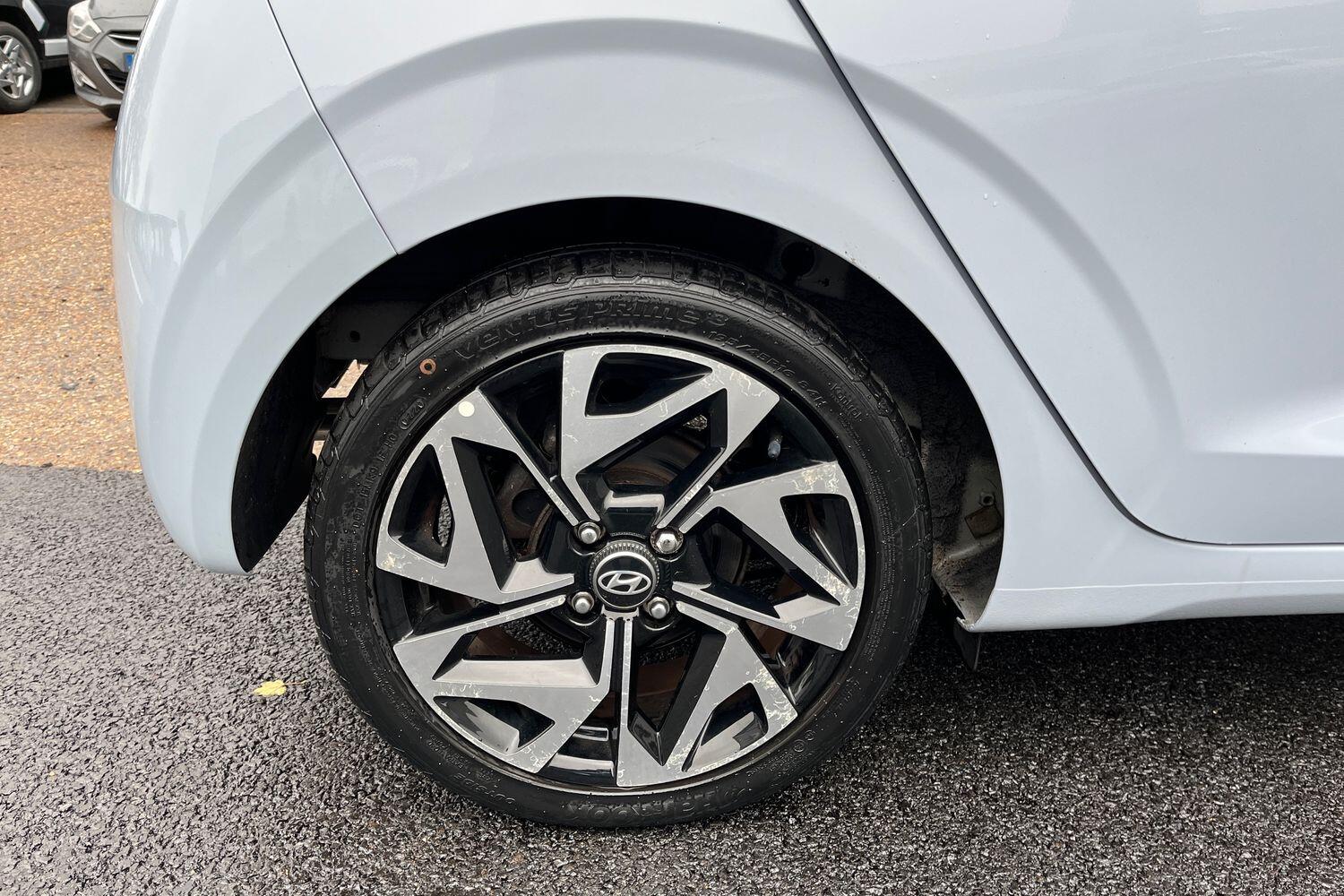 Used Hyundai i10 2021 for sale - 76681310: Photo 5