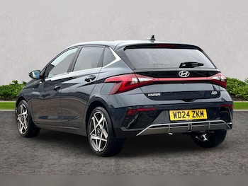 Used Hyundai i20 2024 for sale - 76677090: Photo