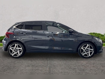 Used Hyundai i20 2024 for sale - 76677090: Photo