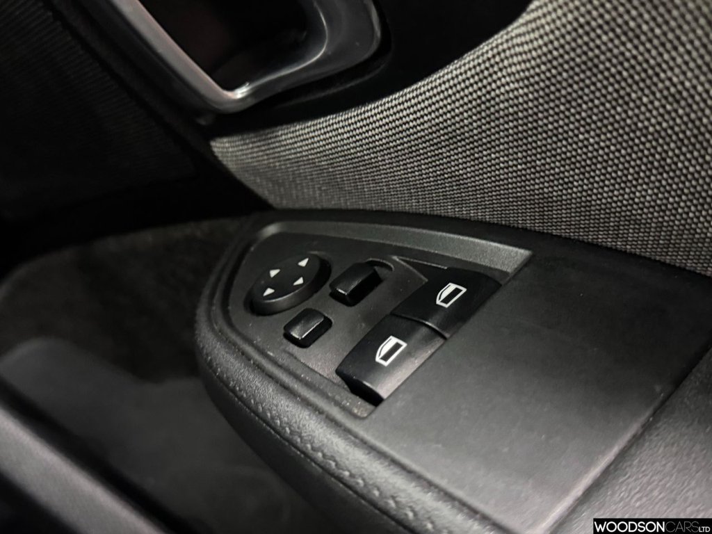 Used BMW i3 2015 for sale - 76642464: Photo 34