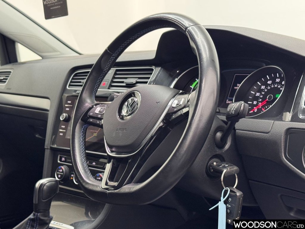 Used Volkswagen Golf 2020 for sale - 76469643: Photo 18