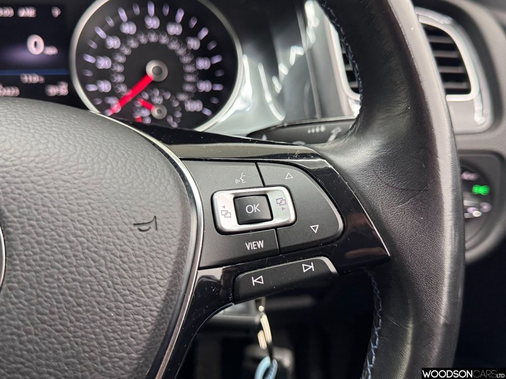 Used Volkswagen Golf 2020 for sale - 76469643: Photo 20