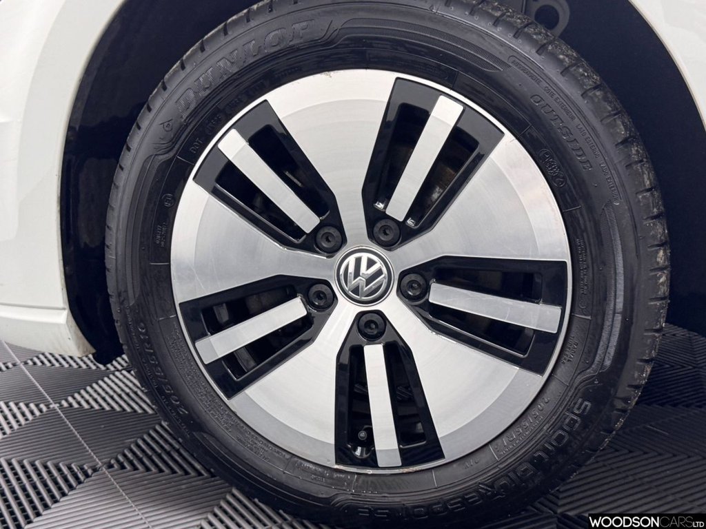 Used Volkswagen Golf 2020 for sale - 76469643: Photo 39