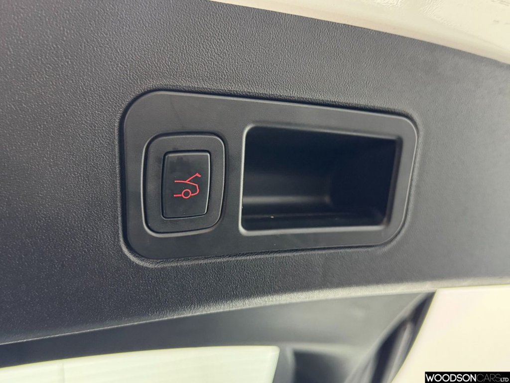 Used Tesla Model S 2017 for sale - 77421900: Photo 28