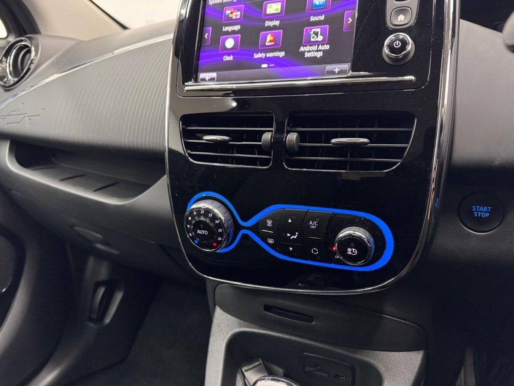 Used Renault Zoe 2019 for sale - 76642846: Photo 17