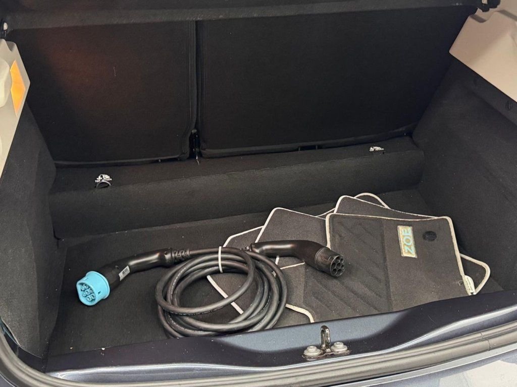 Used Renault Zoe 2019 for sale - 76642846: Photo 21