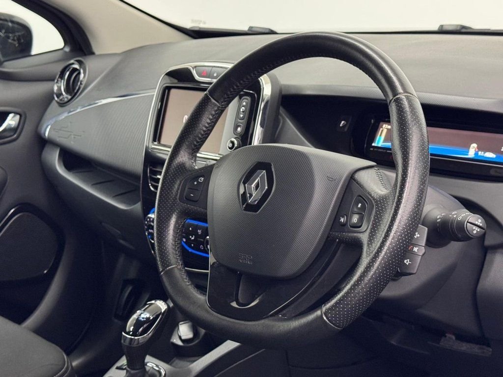 Used Renault Zoe 2019 for sale - 76642846: Photo 24