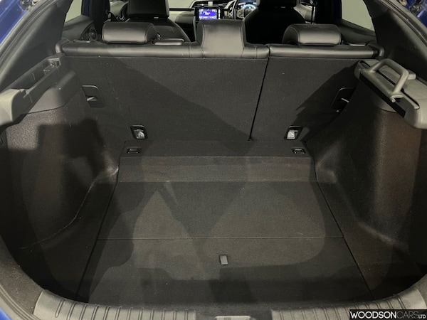 Used Honda Civic 2019 for sale - 76080279: Photo 28