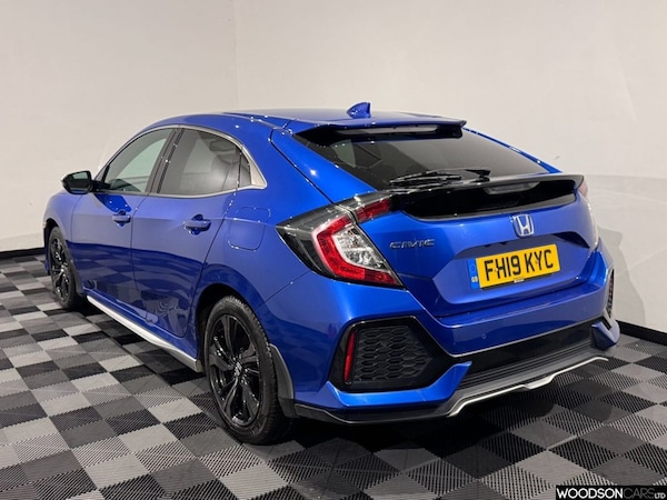 Used Honda Civic 2019 for sale - 76080279: Photo 46