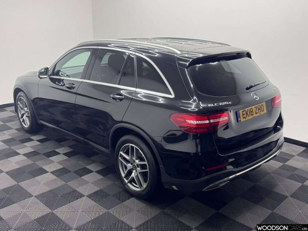 Used Mercedes-Benz GLC 2018 for sale - 77110897: Photo 2