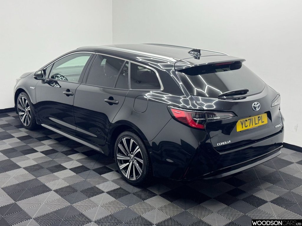 Used Toyota Corolla 2021 for sale - 77372817: Photo 2