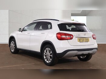 Used Mercedes-Benz GLA 2018 for sale - 78330640: Photo
