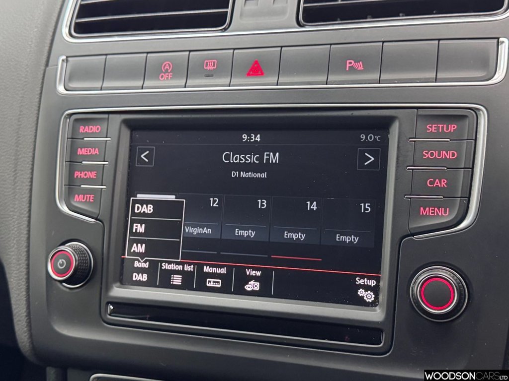 Used Volkswagen Polo 2016 for sale - 76698441: Photo 11