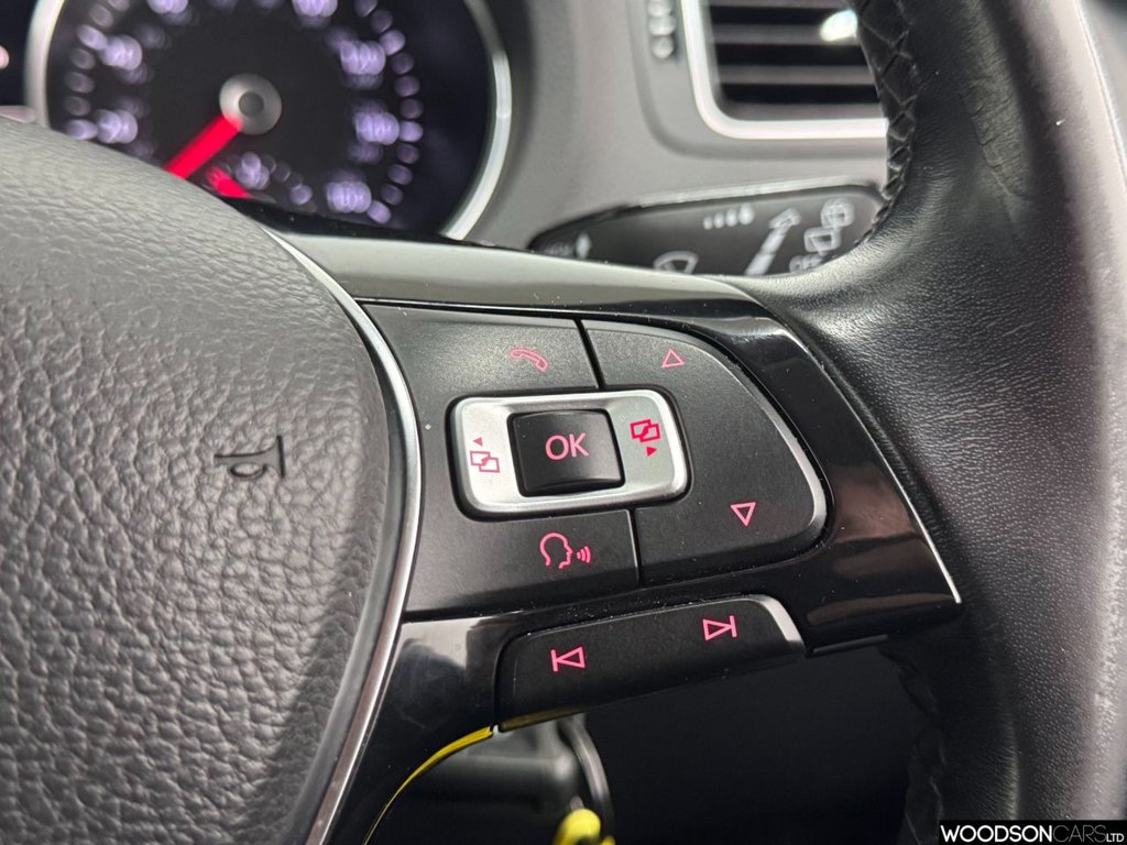 Used Volkswagen Polo 2016 for sale - 76698441: Photo 17