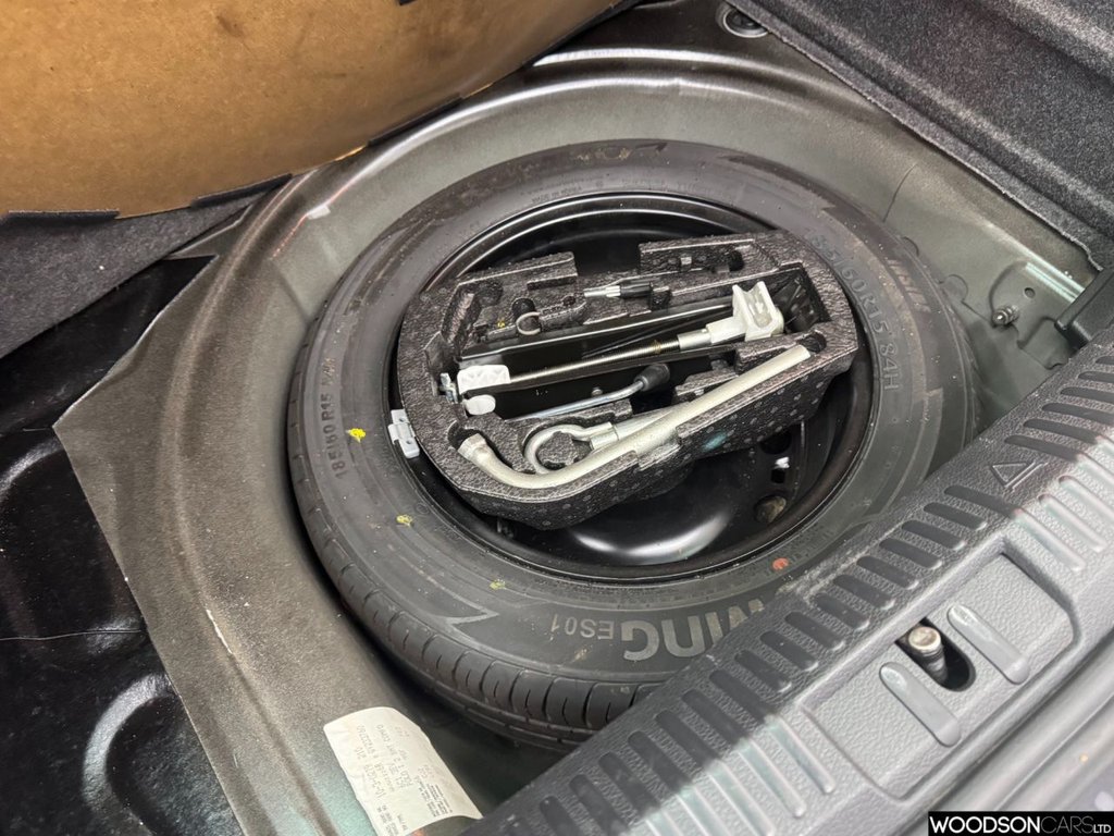 Used Volkswagen Polo 2016 for sale - 76698441: Photo 22