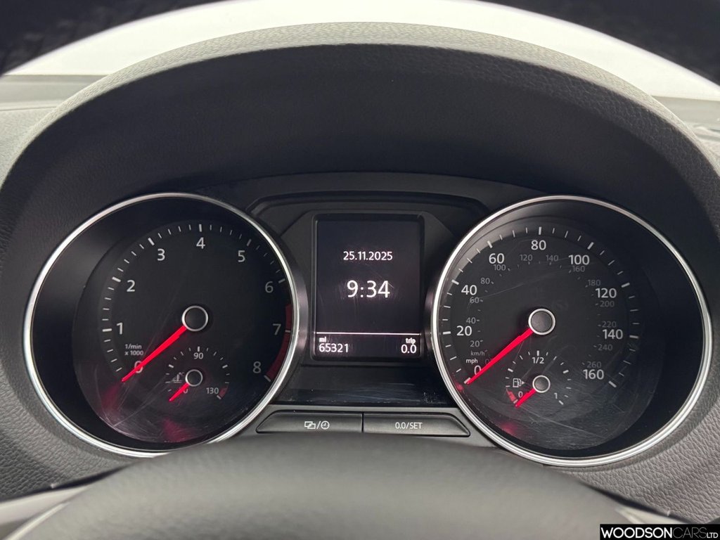 Used Volkswagen Polo 2016 for sale - 76698441: Photo 8