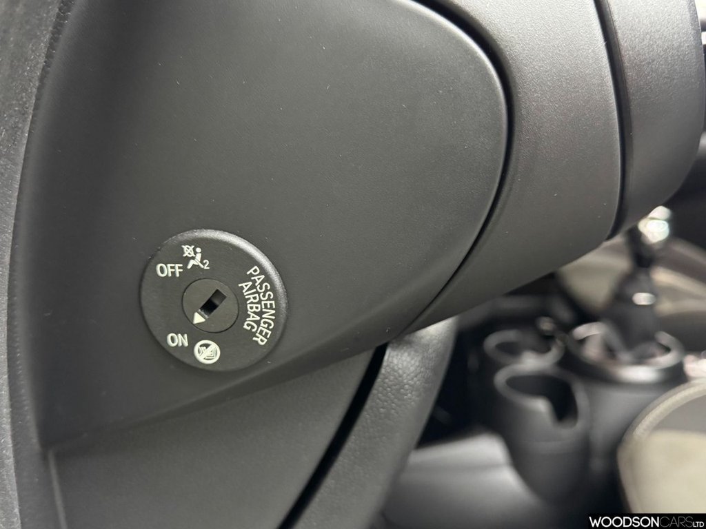 Used MINI Hatch 2018 for sale - 77780315: Photo 37