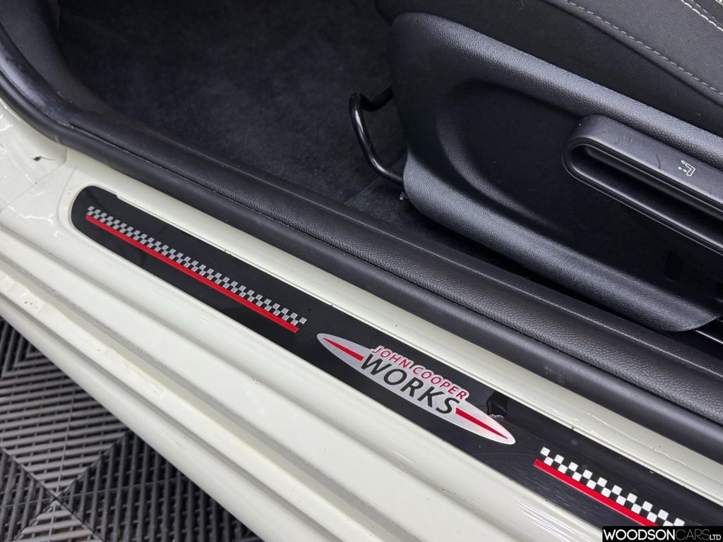 Used MINI Hatch 2018 for sale - 77780315: Photo 40