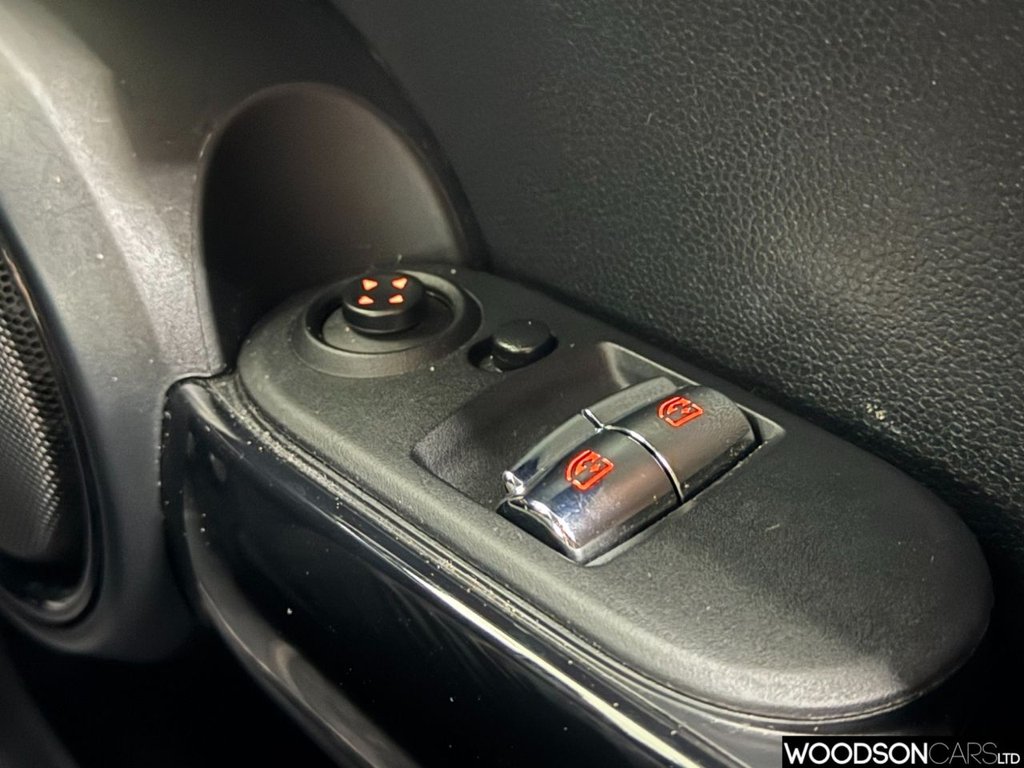 Used MINI Hatch 2018 for sale - 77780315: Photo 41