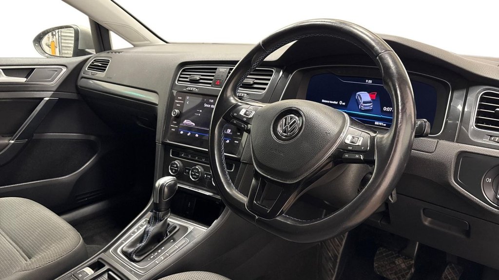 Used Volkswagen Golf 2020 for sale - 77212430: Photo 8