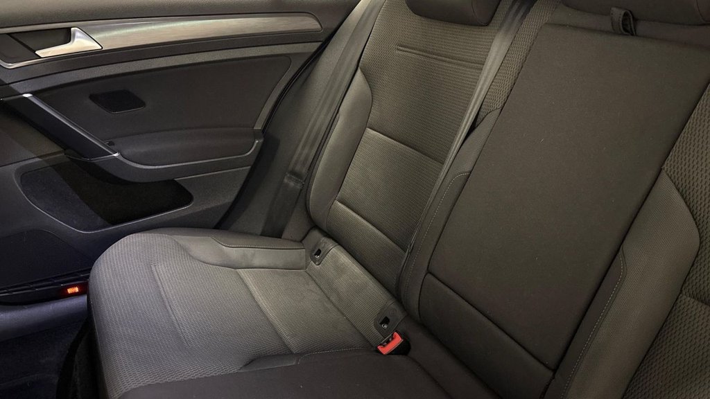 Used Volkswagen Golf 2020 for sale - 77212430: Photo 9