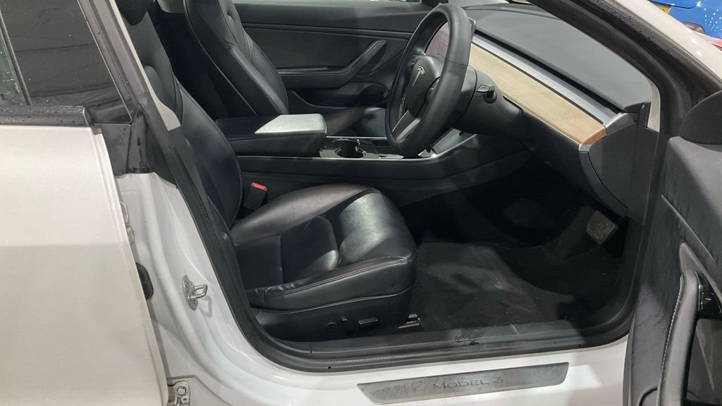 Used Tesla Model 3 2020 for sale - 77421780: Photo 5