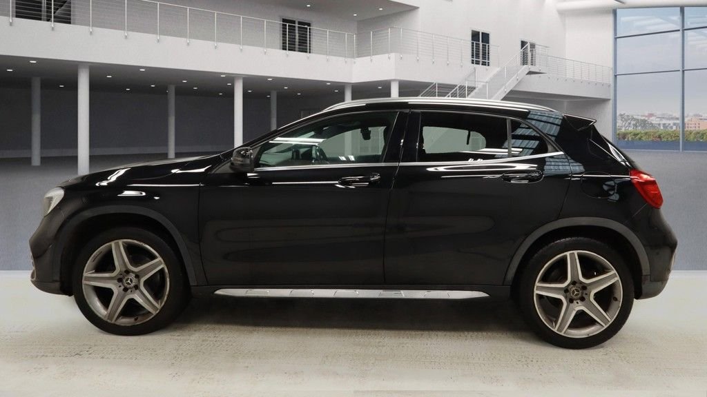 Used Mercedes-Benz GLA 2017 for sale - 77748140: Photo 12