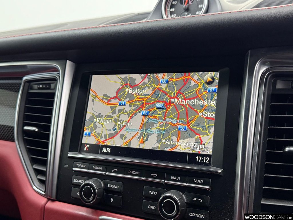 Used Porsche Macan 2016 for sale - 78022159: Photo 13