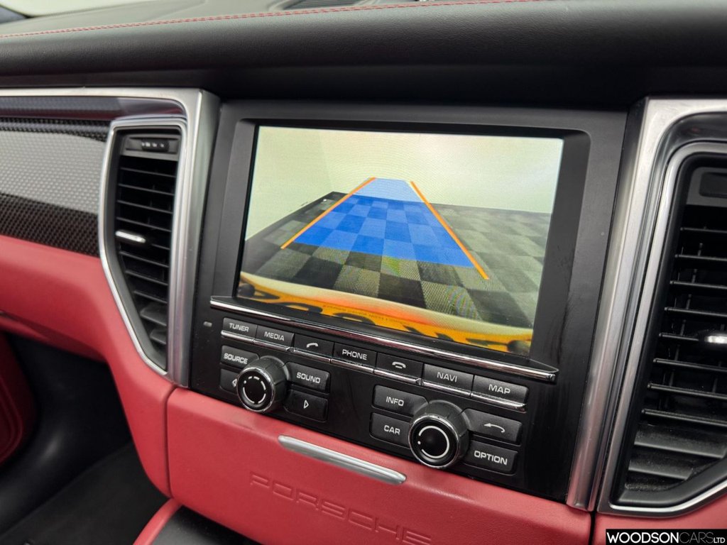 Used Porsche Macan 2016 for sale - 78022159: Photo 20