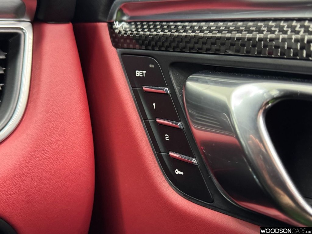 Used Porsche Macan 2016 for sale - 78022159: Photo 31