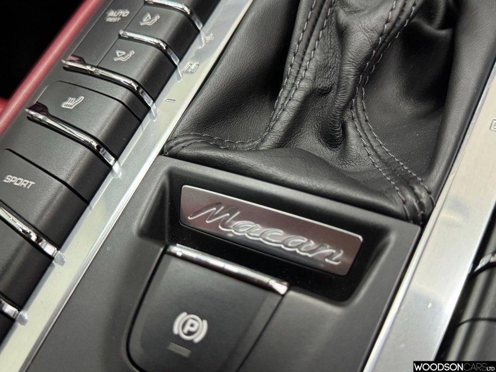 Used Porsche Macan 2016 for sale - 78022159: Photo 35