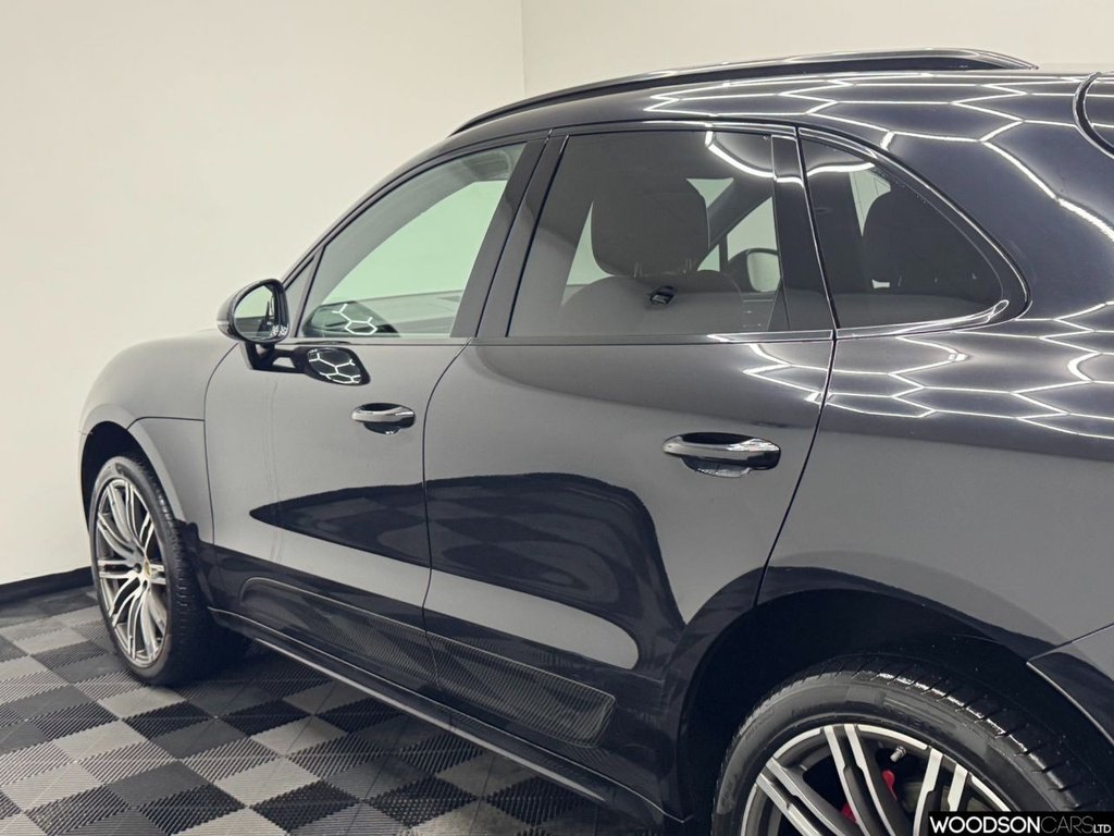 Used Porsche Macan 2016 for sale - 78022159: Photo 36