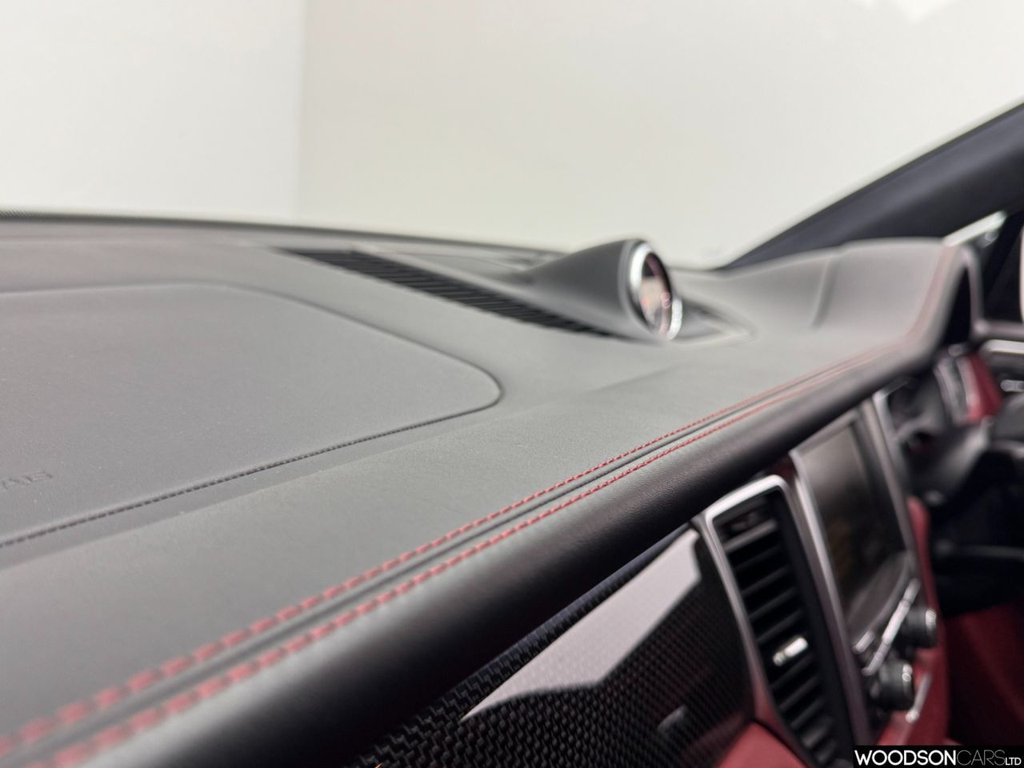 Used Porsche Macan 2016 for sale - 78022159: Photo 44