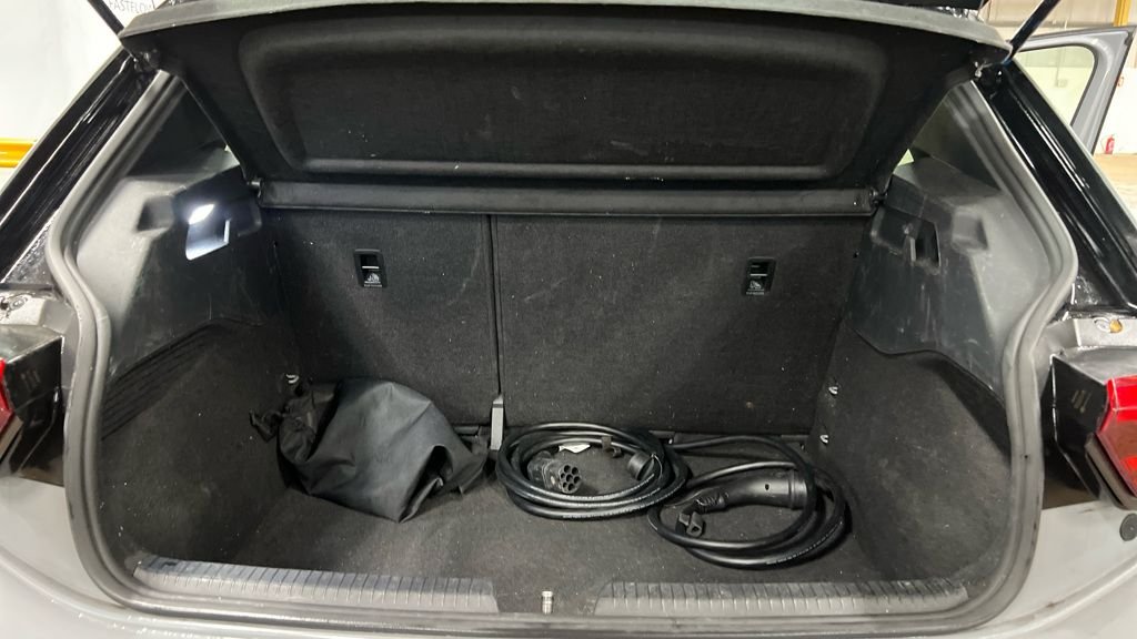 Used Volkswagen ID.3 2021 for sale - 76686489: Photo 12