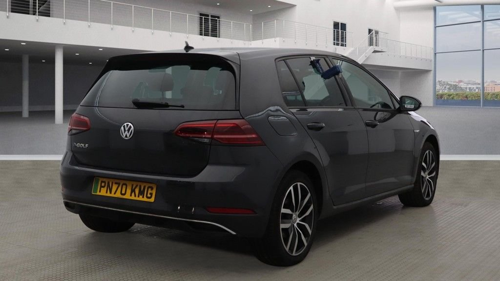 Used Volkswagen Golf 2020 for sale - 77483403: Photo 9