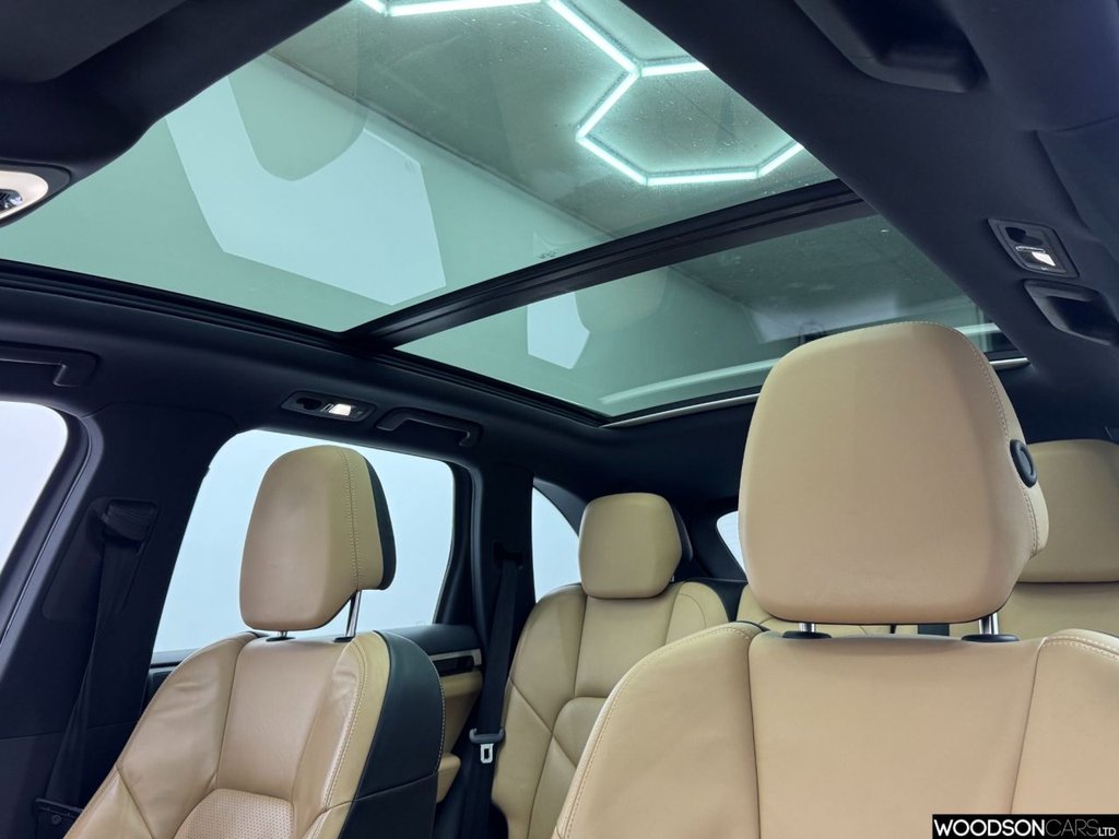 Used Porsche Cayenne 2015 for sale - 77499090: Photo 22