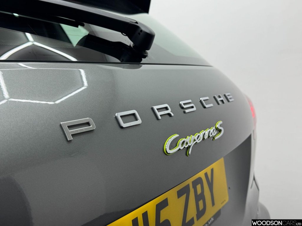 Used Porsche Cayenne 2015 for sale - 77499090: Photo 27