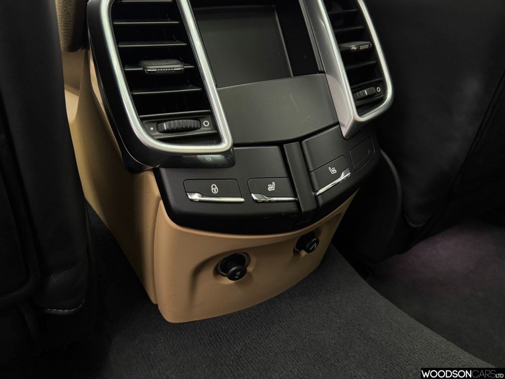 Used Porsche Cayenne 2015 for sale - 77499090: Photo 35