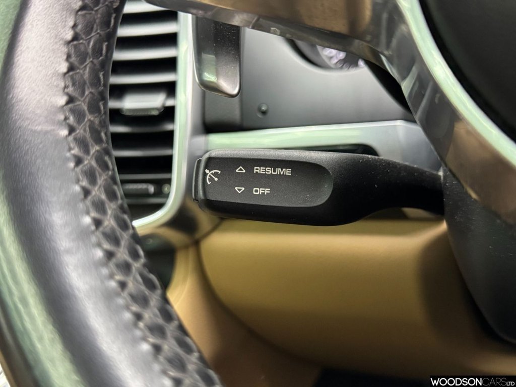 Used Porsche Cayenne 2015 for sale - 77499090: Photo 41