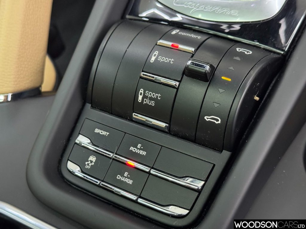 Used Porsche Cayenne 2015 for sale - 77499090: Photo 49